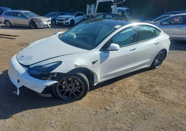 Tesla Model 3 cena 57900 przebieg: 20000, rok produkcji 2021 z Tykocin małe 497
